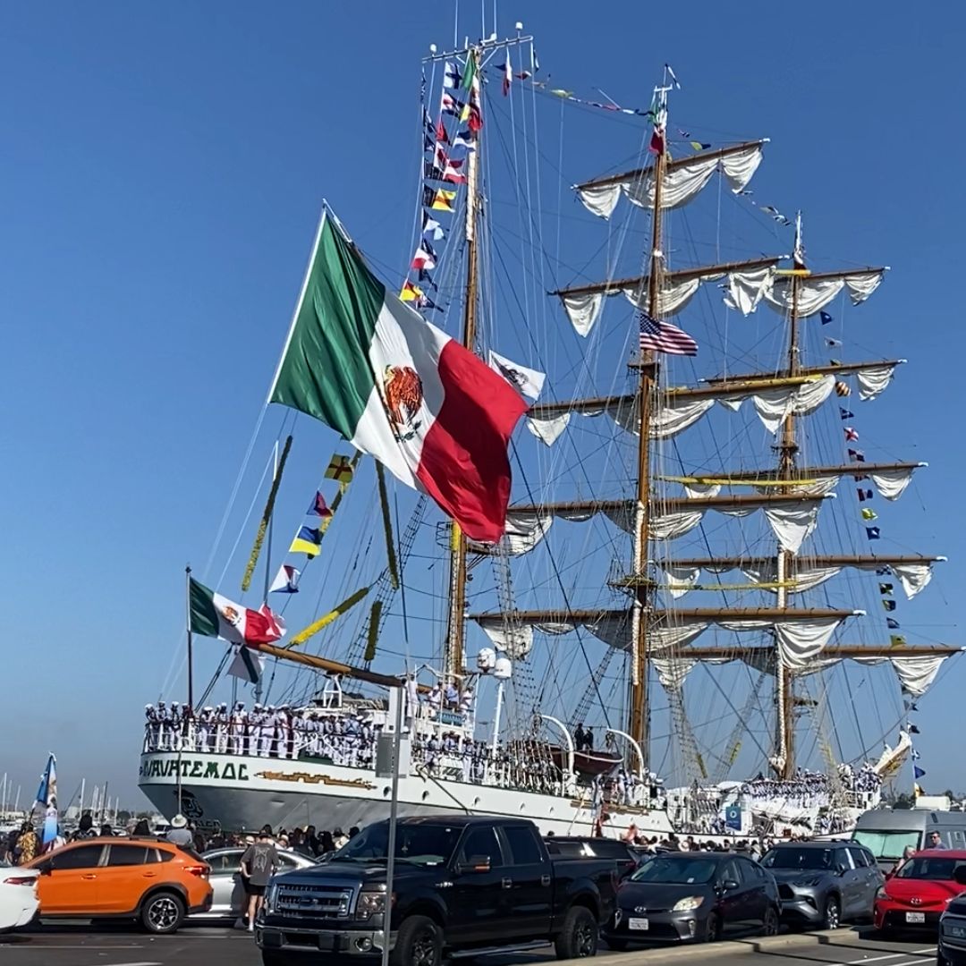 Buque Escuela Cuauhtémoc Arriba a San Diego y Ofrece Visitas Públicas